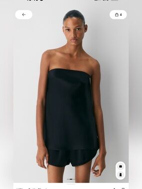 Aritzia Hilltop Satin short size S Black